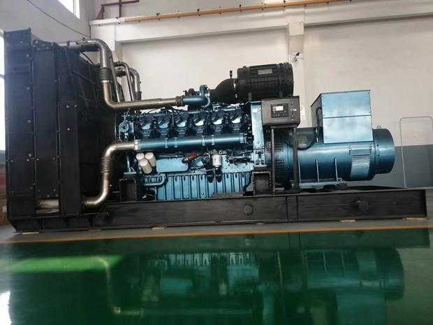 濰坊系列博杜安1000KW發(fā)電機組